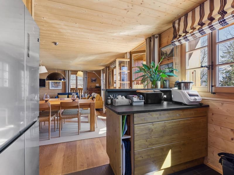 Chic & Cozy 4.5p avec cheminée, balcons, vue, spa, 2 parkings (8)