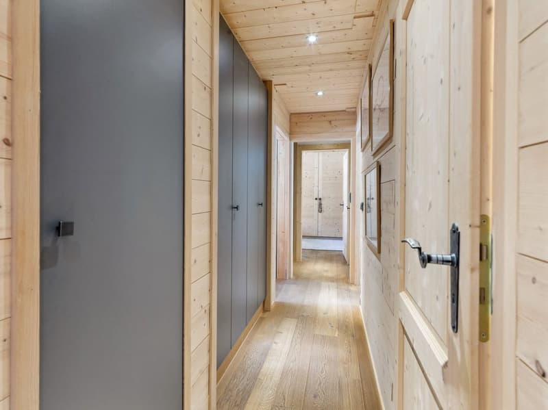 Chic & Cozy 4.5p avec cheminée, balcons, vue, spa, 2 parkings (11)