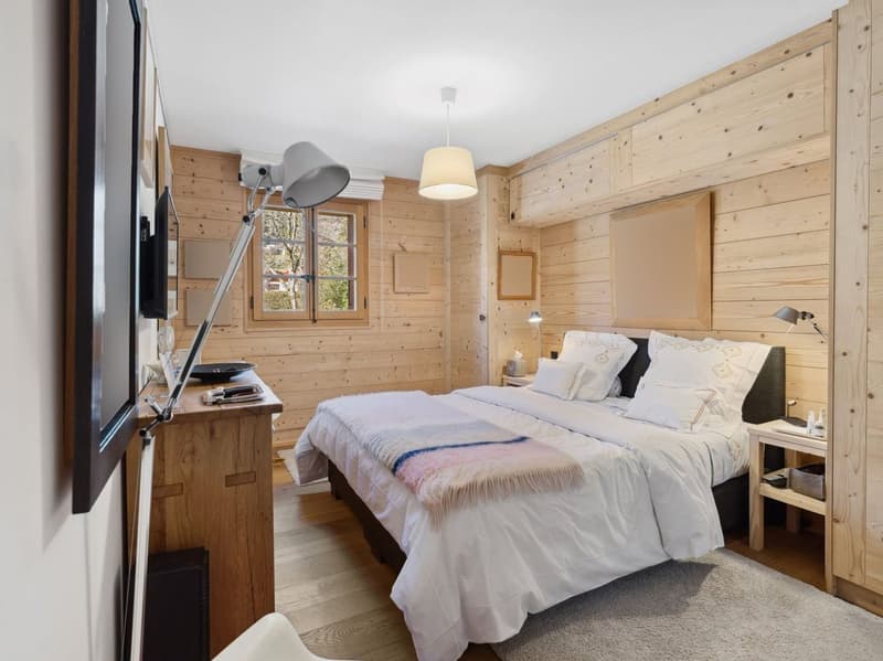 Chic & Cozy 4.5p avec cheminée, balcons, vue, spa, 2 parkings (13)