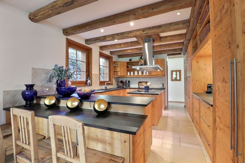 Une Ode à la sérénité, luxueux & spacieux chalet avec vue panorami (3)
