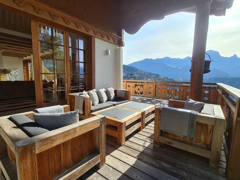 Une Ode à la sérénité, luxueux & spacieux chalet avec vue panorami (5)