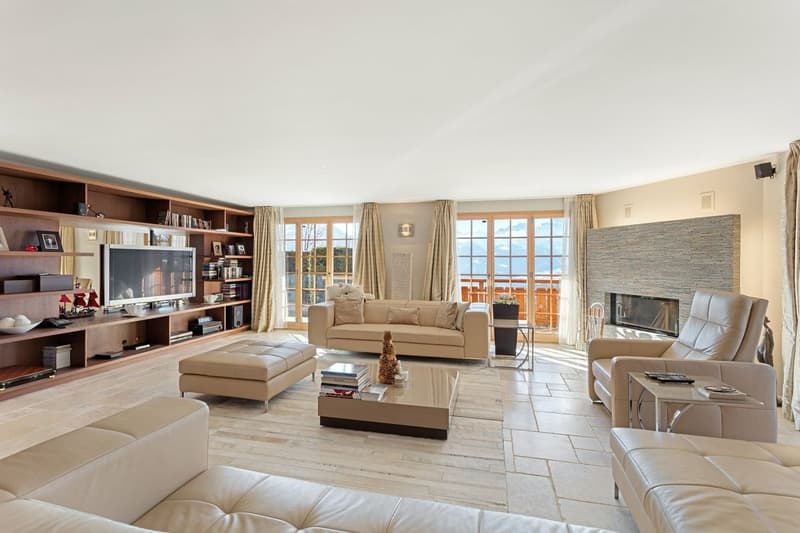 Chalet d'exception de 15 pièces, ascenseur et vue panoramique! (9)