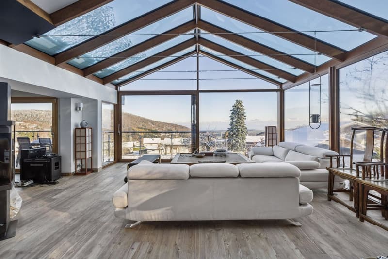 Villa-Chalet: Charm, Authenticity and Alpine Serenity with Lake View (1)