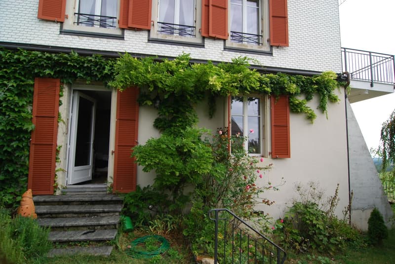 House of character with breathtaking view (10)