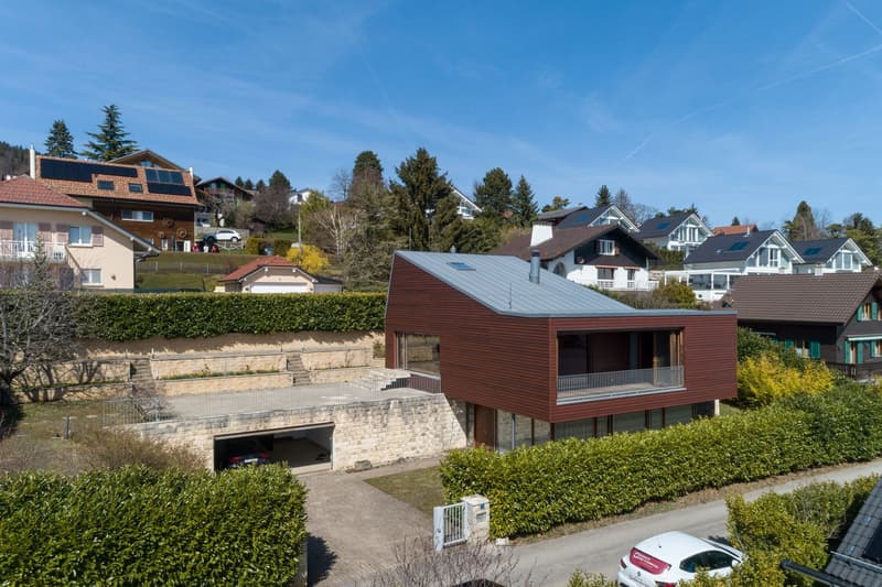 Schönes Architektenhaus mit Blick auf den Genfersee (2)