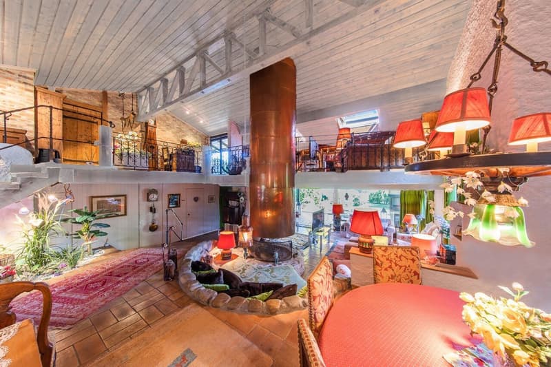 Property with Mediterranean garden and strong building potential (3)