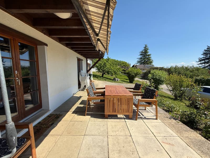 Chalet with lake view (8)