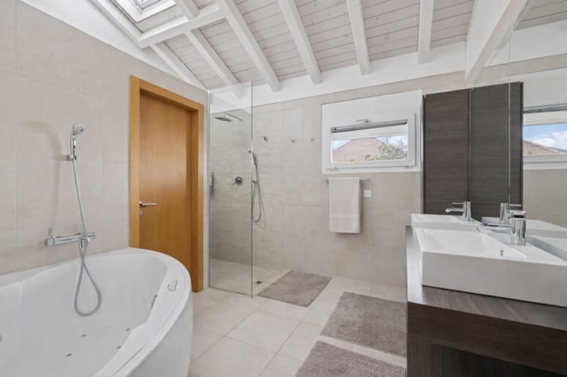 Light, space and serenity in Coppet (8)