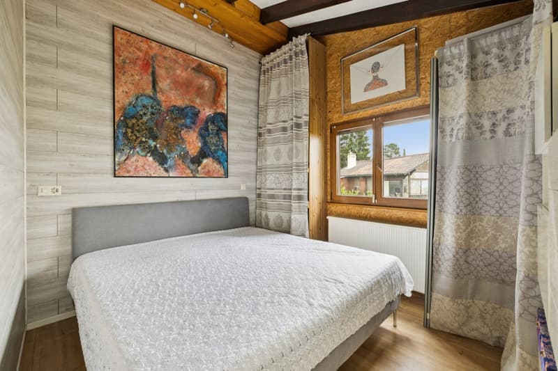 Individual chalet, quiet with lake view (10)