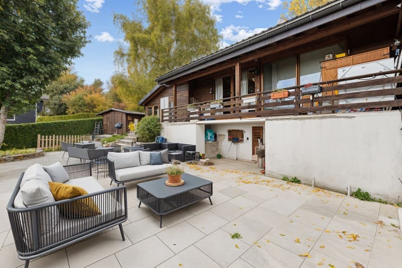 Individual chalet, quiet with lake view (4)
