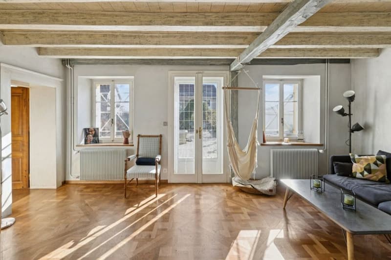 Character and volume for this historic house (8)