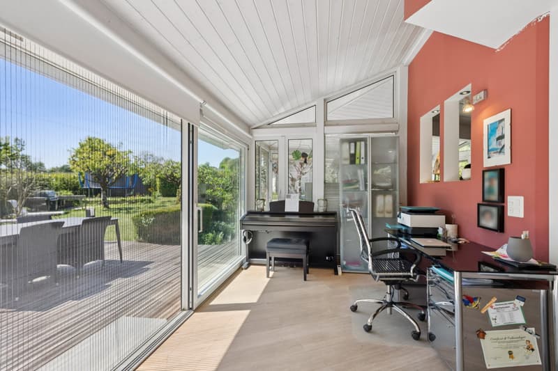Coin bureau