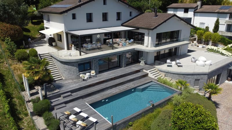 Villa von Ausnahme mit prächtiger Aussicht! (1)