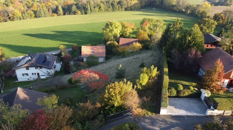 Parcelle constructible avec vue imprenable sur les Alpes ! (4)