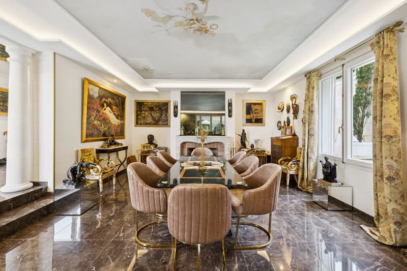 Splendid Neoclassical Villa (2)