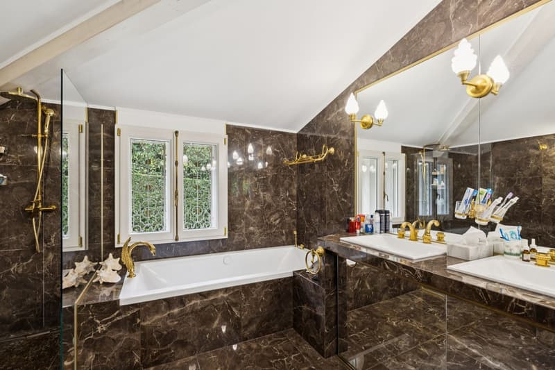 Prächtige neoklassizistische Villa (7)
