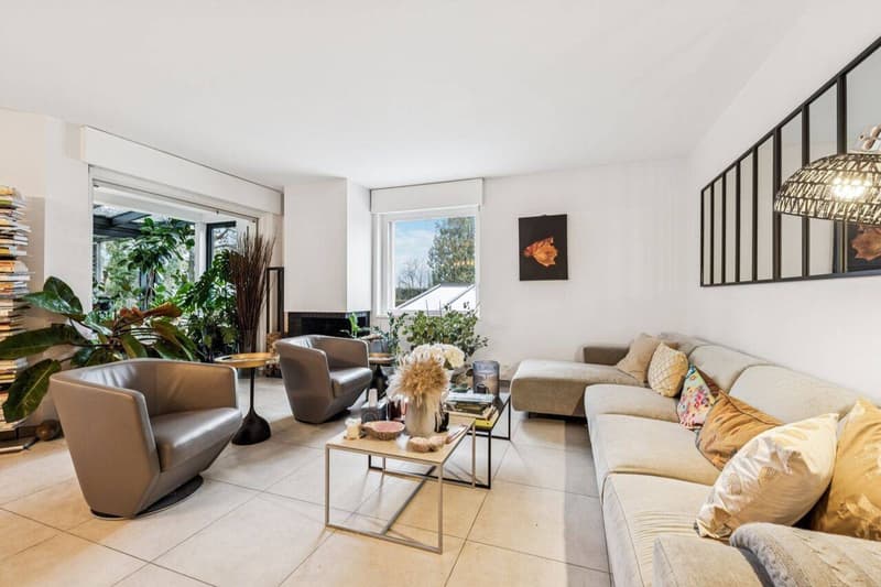 Elegant semi-detached house, green setting in Corsier (3)