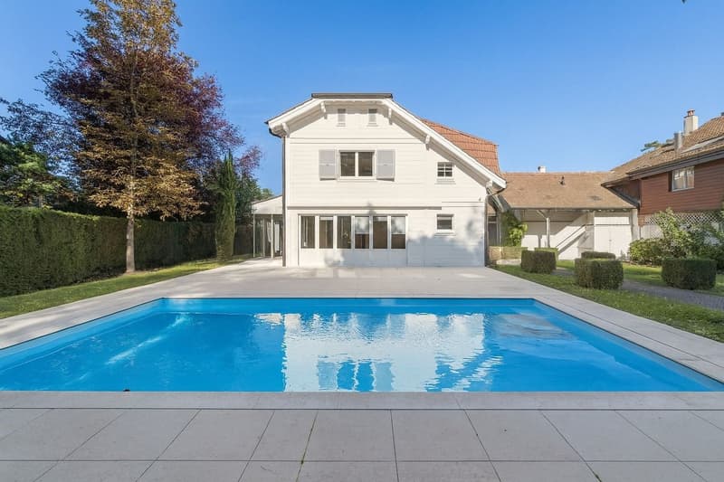 Magnifique propriété familiale rénovée au coeur de Bellevue (1)