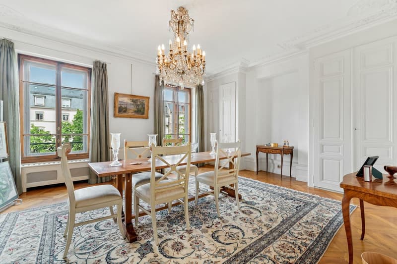 Exceptional private hotel in the heart of the city (7)