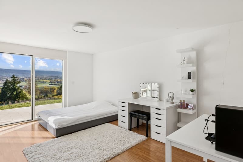 Individual villa with 9 rooms and panoramic view (10)