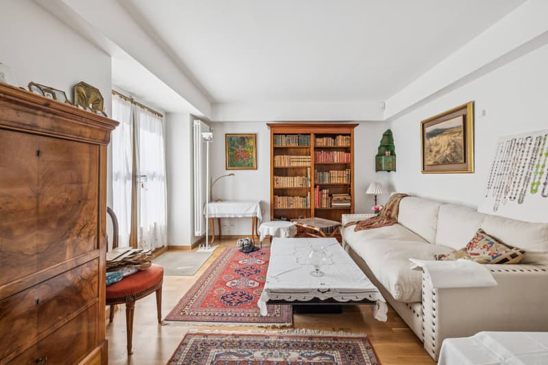 EXCLUSIVITY: Large Village House with two apartments (5)