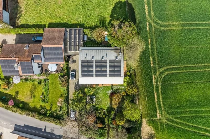 Architect's house in Chancy Exclusivity (5)