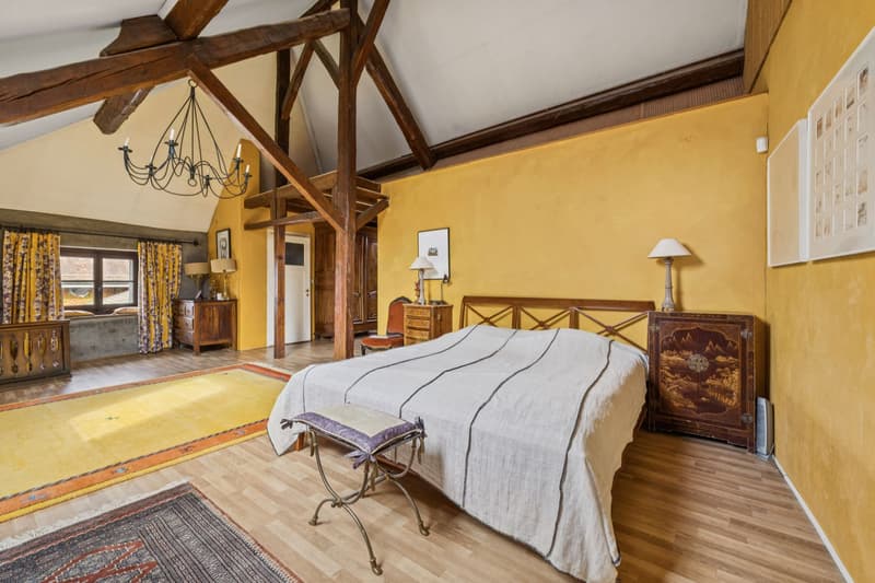 EXCLUSIVITY: Rare 18th Century Village House with Pool (12)