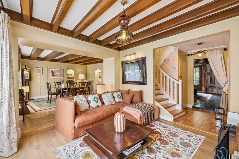 EXCLUSIVITY: Rare 18th Century Village House with Pool (3)
