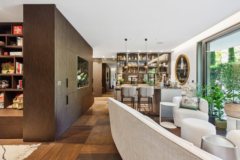 Unique Opportunity - Exceptional Ground-Floor Apartment with Garden (3)