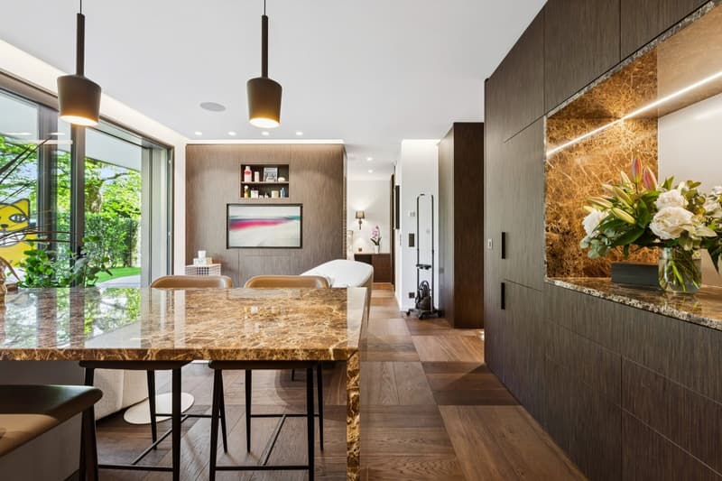 Opportunité unique - Appartement d'exception en rez-de-jardin au sein (5)