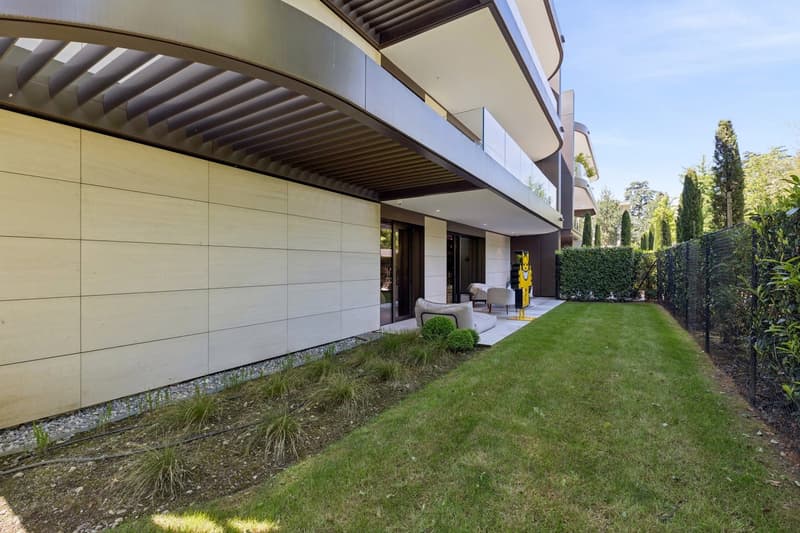 Opportunité unique - Appartement d'exception en rez-de-jardin au sein (13)