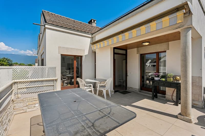 In esclusiva! Duplex di charme in campagna ginevrina (2)