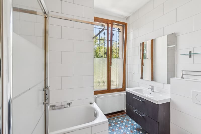 Appartement de caractère au 1er étage d'une Maison de Maître (7)