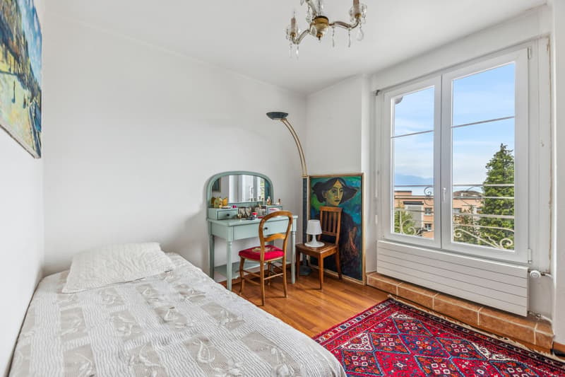 Charming 4.5-room apartment just a stone's throw from Lake Geneva (4)