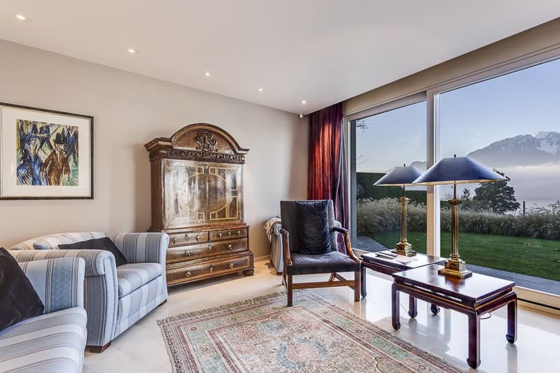 Luxurious property, breathtaking view and unique situation! (6)