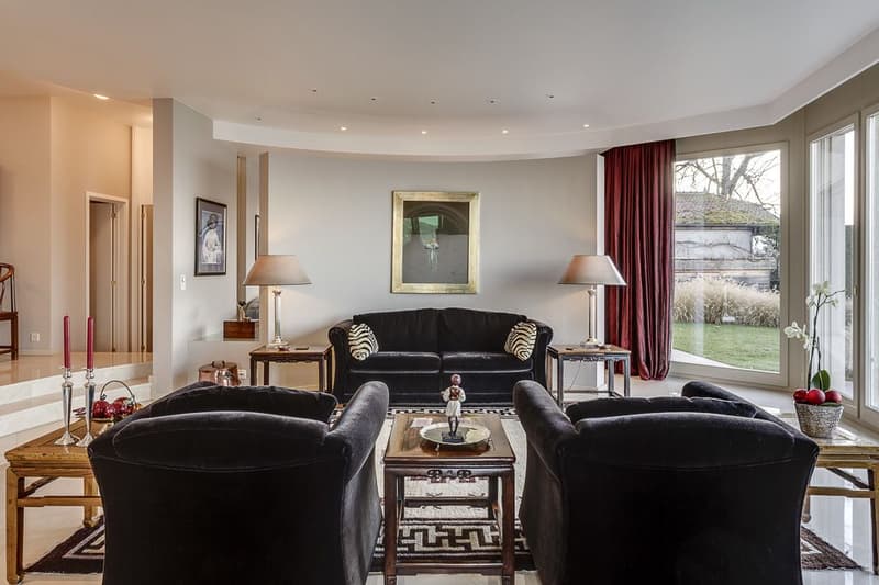 Luxurious property, breathtaking view and unique situation! (5)