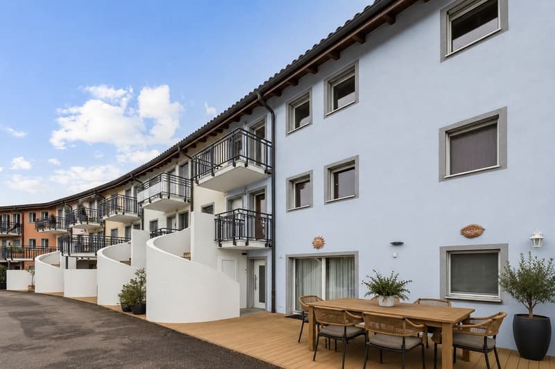 Prächtiges 3,5-Zimmer-Duplex in der Marina (8)
