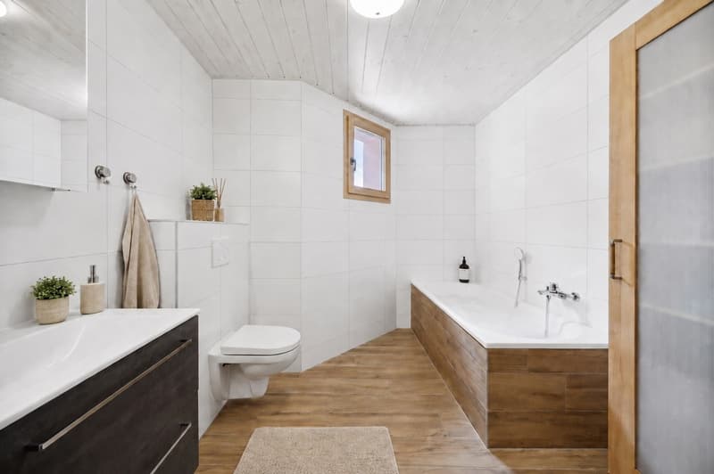 Prächtige Doppelvilla "Villa Rosa" mit Garagen (8)