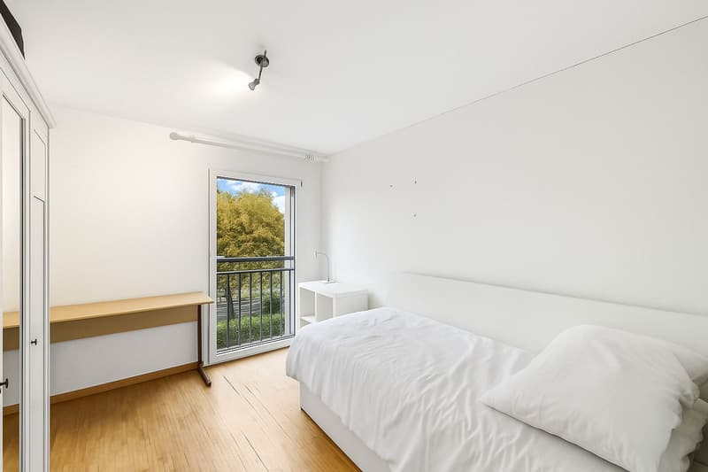 5.5-room apartment with a lake view (6)
