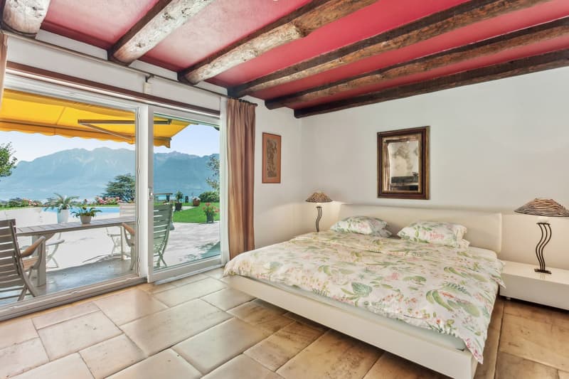 Stunning estate with spectacular views (12)