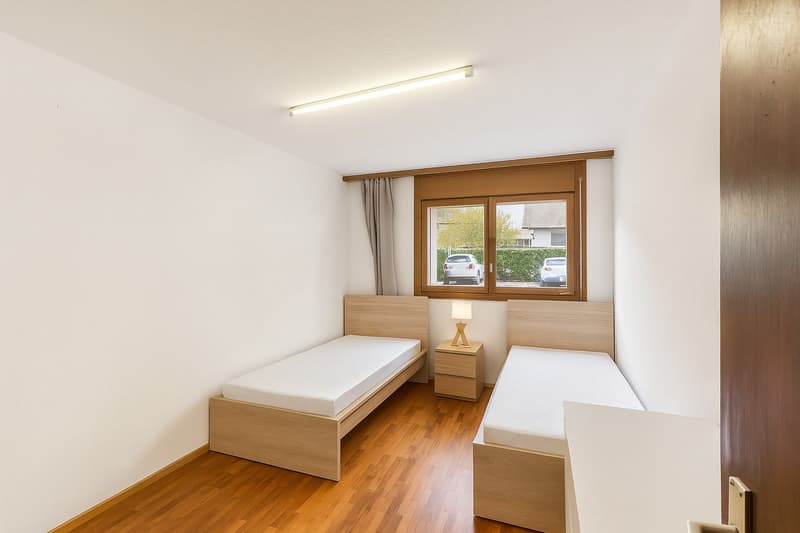 Spacious 4.5-room apartment on the ground floor (8)