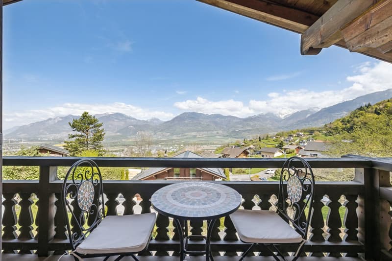 Magnifico chalet ristrutturato con vista eccezionale (12)