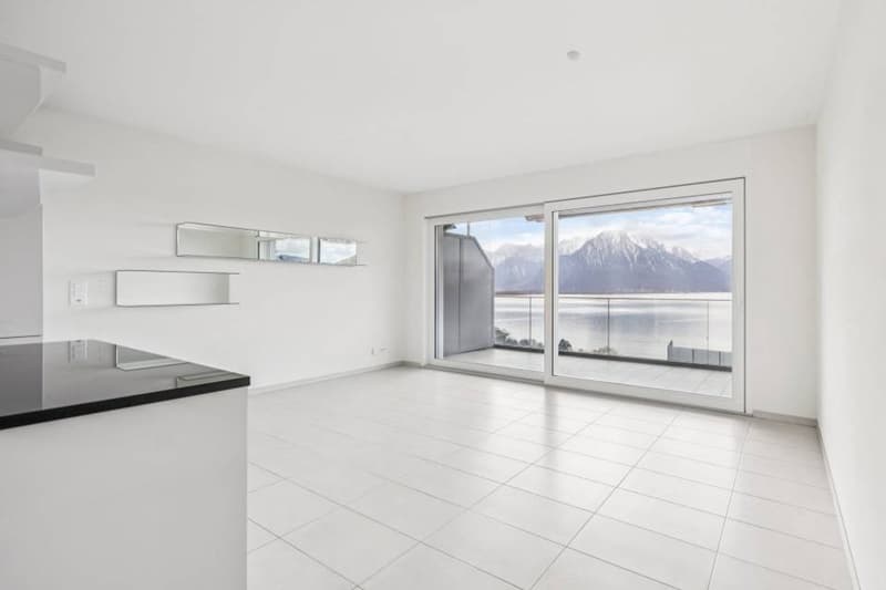 appartement de 2 chambres avec vue sur le lac et excellente position. (8)