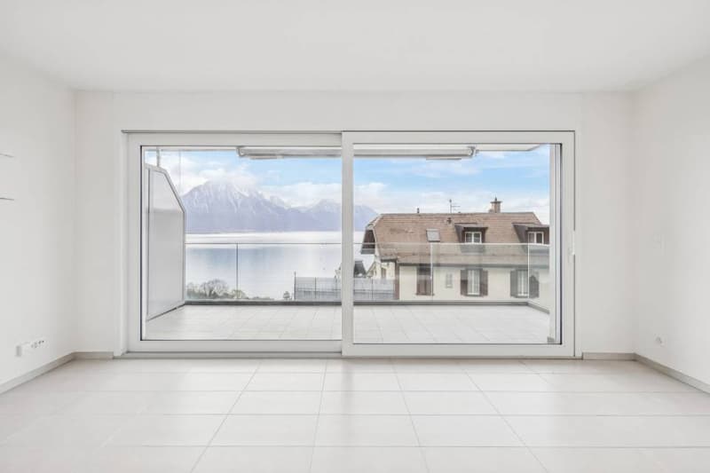 Appartamento di due camere con vista sul lago e posizione eccellente. (7)