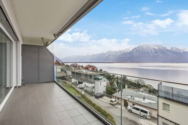 Appartamento di due camere con vista sul lago e posizione eccellente. (1)