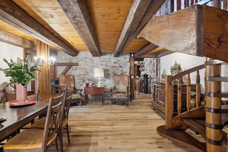 Prestigious rustic chic chalet in the heart of the Portes du Soleil (5)