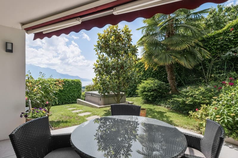 Beautiful villa with breathtaking view of the lake (9)