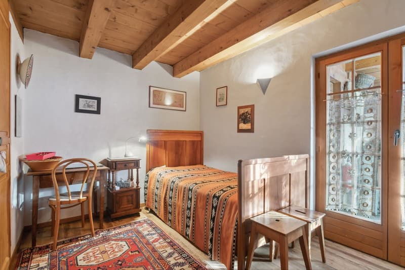 Magnifique chalet avec cachet, bel ensoleillement, jardin et mazot (10)