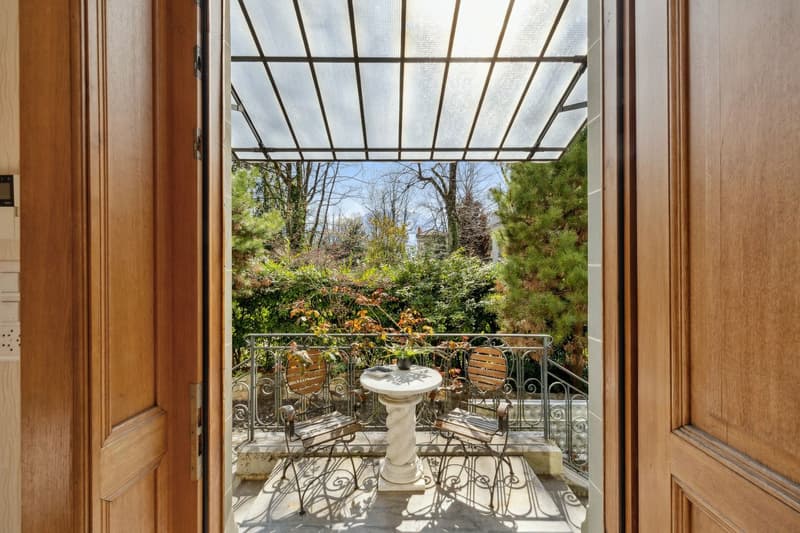 Prestigious property just a few steps from the lake shore, green park (4)