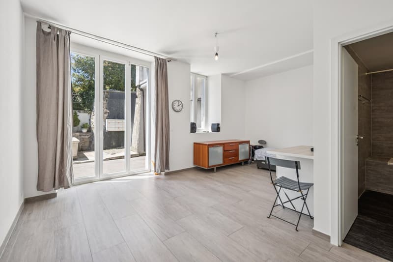 Spacious apartment two steps from the lake (9)